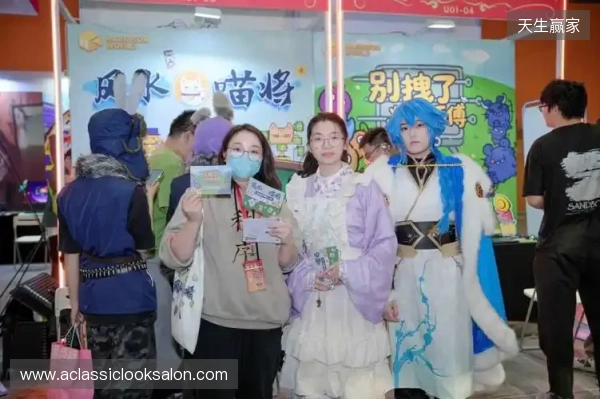 双作齐发:HARRISONWORLD携新作首秀萤火虫漫展